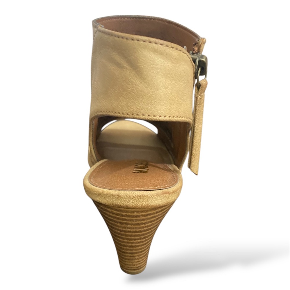 Women's Shoes size 7M, Wishes Butterscotch color, Peep Toe Side Zip Ankle Bootie - Picture 5 of 7